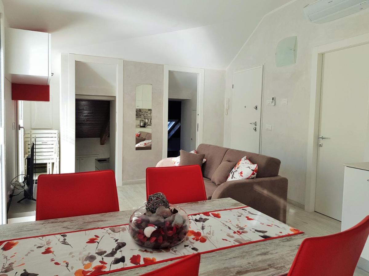 Casaviva - Casa Vacanze A Ceriale Con Terrazza Exterior foto